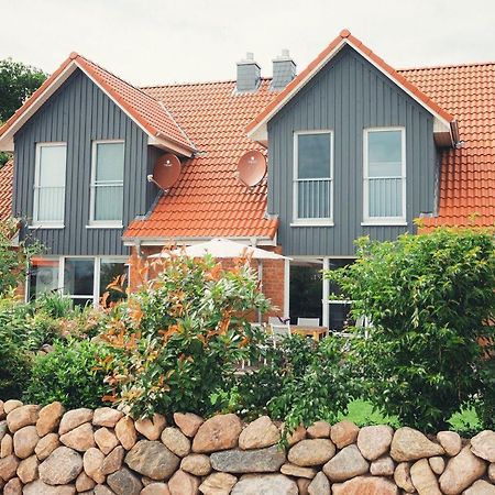 Ferienhaus-Ostseehus Ховахт Екстериор снимка