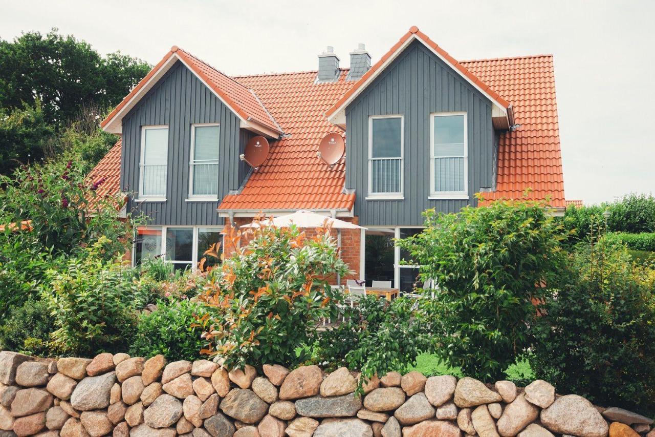 Ferienhaus-Ostseehus Ховахт Екстериор снимка